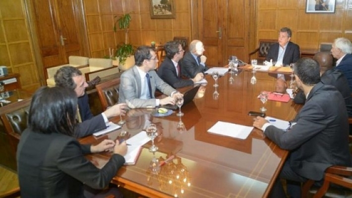 Qué quería saber el FMI del campo en una visita a Etchevehere